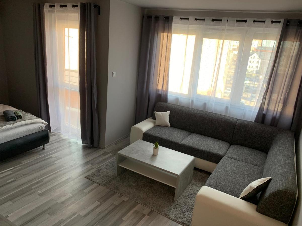 ميسكولك Forint Apartmanok المظهر الخارجي الصورة